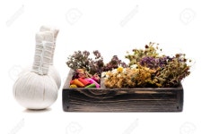 Thai Herbal Compress Massage, Incense And Dried Herbs For Spa 로열티 무료 사진, 그림, 이미지 그리고 스톡포토그래피.... 