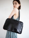 [필인더블랭크]Trapezoid Shoulder Bag (crack)_5 colors [W CONCEPT]