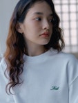 [네이비]Neib Logo Slim Sweatshirt (white) [W CONCEPT]