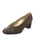 Salvatore Ferragamo Suede Pumps - Green Pumps, Shoes - SAL313433 | The RealReal Suede Pumps