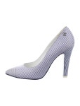 Chanel 2014 Interlocking CC Logo Pumps - Blue Pumps, Shoes - CHA780246 | The RealReal 2014 Interlocking CC Logo Pumps