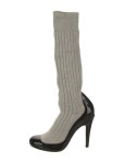 Chanel 2014 Interlocking CC Logo Pumps - Black Pumps, Shoes - CHA780249 | The RealReal 2014 Interlocking CC Logo Pumps
