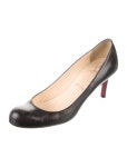 Chanel Interlocking CC Logo Leather Pumps - Grey Pumps, Shoes - CHA1046227 | The RealReal Interlocking CC Logo Leather Pumps