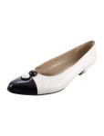 Salvatore Ferragamo Vara Bow Accent Leather Flats - Black Flats, Shoes - SAL460002 | The RealReal
