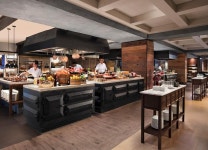 메리어트 마르퀴스 퀸즈파크 호텔 고지 키친&바 (Goji Kitchen & Bar at Marriott Marquis Queens Park) - 몽키트래블