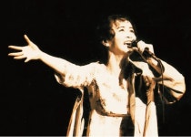 1989～2002」予告編解禁！ | ORICON NEWS この軌跡は、... (金)公開「中島みゆき 劇場版 夜会の軌跡 1989～2002」予告編解禁！
