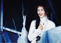 1989～2002」予告編解禁！ | ORICON NEWS この軌跡は、... (金)公開「中島みゆき 劇場版 夜会の軌跡 1989～2002」予告編解禁！