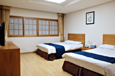 Jeju Parkside Tourist Hotel, South Korea - Booking.com ★★★ Jeju Parkside Tourist Hotel, Jeju, South Korea