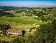 LE SETTE VIE HOLIDAY HOMES, Monforte dʼAlba, Italy - Booking.com LE SETTE VIE HOLIDAY HOMES, Monforte dʼAlba, Italy