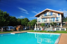 Hotel Resort Le Vele, Domaso, Italy - Booking.com ★★★ Hotel Resort Le Vele, Domaso, Italy