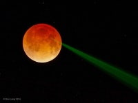 태양광이 레이저가 된다면? > 유머방 | 뀨잉넷 - 온세상 모든 웹코믹이 모이는 곳 태양광이-레이저가-된다면