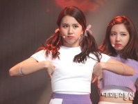 ㅇㅅㅇ?? 매진 유발자...