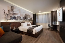 Manhattan Hotel Bangkok (태국 방콕) - Booking.com ★★★ Manhattan Hotel Bangkok, 방콕, 태국