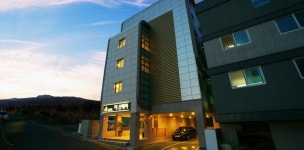 더 스테이 호텔 (대한민국 서귀포) - Booking.com ★★ 더 스테이 호텔, 서귀포, 대한민국