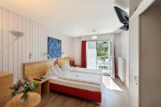 Hotel Derby, Interlaken, Switzerland - Booking.com ★★★ Hotel Derby, Interlaken, Switzerland
