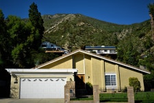 라크라센타 2020년 풀 업그레이드 4배드룸 싱글패밀리 하우스 렌트 - 라디오코리아