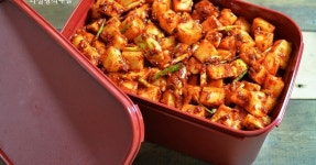 아삭한 깍두기 담그기