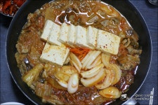 돼지고기김치찌개