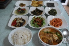 우리집 밑반찬으로 차린 맛있는 식탁