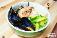 있는재료로 먹기좋고 보기좋고 쉬운 해물칼국수 만들기