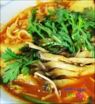 매운 버섯 칼국수