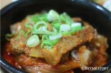 묵은지 돼지고기 김치찜 만들기 ★