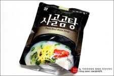 유기농 한우사골로 끓여내 구수하고 얼큰한 사골 육개장