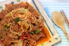 목살요리 돼지고기 콩나물찜 아삭함이 살아있네 목살요리 돼지고기 콩나물찜 아삭함이 살아있네 