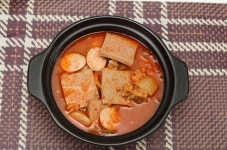집에서 부대찌개 끓이기