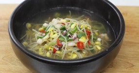 오징어콩나물국밥 시원하고 얼큰하게