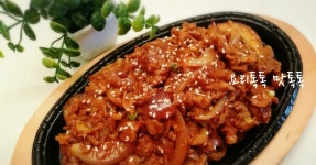 오돌오돌 씹히는 맛에 스트레스 날려보내는오돌뼈볶음