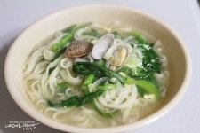 칼국수 황금레시피~ 별거있나요?ㅎ 멸치다시육수와 바지락으로 시원하게~