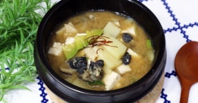 언제먹어도 맛있는 우렁된장찌개