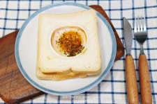 아침식사로 좋은 간단한 에그 토스트 만들기