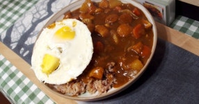 #꿀을 넣어서 만든 허니카레라이스만들기 #밥위에 올려서 달걀후라이도 올려 주시고~~ 비벼서 김치랑 먹는 맛!!!