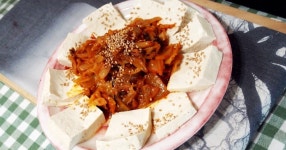 #안주로도 좋고 밥반찬으로 좋은 두부김치만들기 #막걸리가 생각나는 두부김치~들기름에 볶아낸 김치가 포인트!!