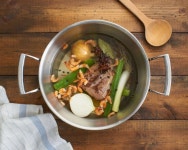 따뜻한 국물과 후루룩 쇠고기 쌀국수 Pho