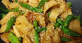 간단하게 할수 있는 밥반찬 꽈리고추 어묵볶음