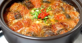 삼겹살 김치 말이 전골 돼지고기 요리