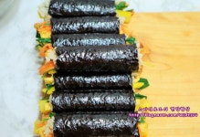 꼬마김밥 홈메이드 단무지 넣어서 더 맛있어요