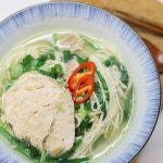 별미로 좋은 닭칼국수 황금레시피