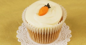 금방이라도 토끼가 깡총 나올것같은 당근컵케이크 ! 금방이라도 토끼가 깡총 나올것같은 당근컵케이크 ! 