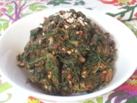 봄나물 중에 향기도 좋은 쑥고추장 무침