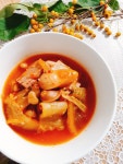 초딩입맛도 사로잡는 김치찌개인듯한 부대찌개~