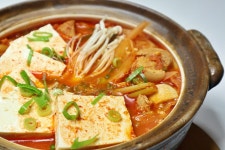 돼지고기 듬뿍 넣어 더 맛있는 김치찌개 레시피