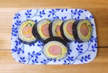 햄을 가득 품은 김밥 초간단아침식사! 햄을 가득 품은 김밥 초간단아침식사! 