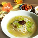 멸치칼국수 만드는법::멸치육수로 칼국수 끓이는법_김미푸드
