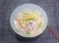 닭칼국수 만드는법, 푸짐한 닭한마리칼국수 ::진하고 담백한 닭육수