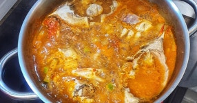 시원한 꽃게탕 하나로 식사준비 끝!