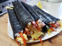 냉장고에 있는 재료로 맛있는 집에서 만드는 김밥♡ 남은 김밥으로는 김밥피자까지♡ 냉장고에 있는 재료로 맛있는 집에서 만드는 김밥♡남은... 